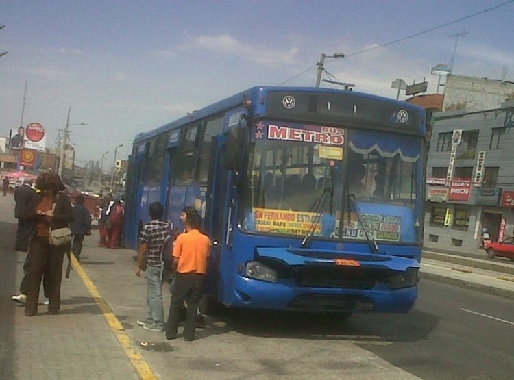 Volkswagen 17210 Carroceria Vasquez
Bus Tipo Quito
Coop MetroTrans
Palabras clave: Volkswagen 17210 Carroceria Vasquez