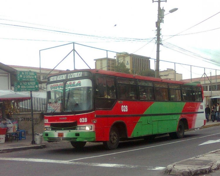Hino FG Carroceria Union
Interparroquial Coop Vingala Quito
Palabras clave: Hino FG Carroceria Union
