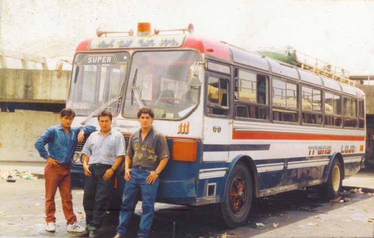 Coop Loja Disco 111 Carroceria Thomas Ford 750
Bus de la Coop Loja
Foto del Recuerdo
Tomado de Facebook de Buses Ecuador
Palabras clave: Coop Loja Disco 111 Carroceria y Chasis Desconocido