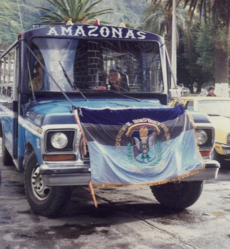 Ford 350 Carroceria Thomas
Coop Amazonas Unidad 12
FOTOGRAFIA COOP AMAZONAS
Palabras clave: Ford 350 Carroceria Thomas