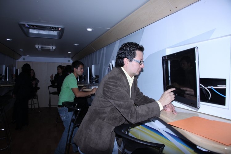 Hino AK - Carroceria Andina (en Ecuador)
http://galeria.bus-america.com/displayimage.php?pos=-13889
http://galeria.bus-america.com/displayimage.php?pos=-13888
http://galeria.bus-america.com/displayimage.php?pos=-13891
http://galeria.bus-america.com/displayimage.php?pos=-13892
Hino Ak Carroceria Andina (Colombia)
(Vista Interior de la unidad)
Palabras clave: Interior Bus Asamblea Ecuador