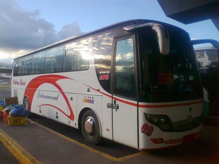 Jac - Ankai Stratus (En Ecuador) - Pullman Sucre
Ankai Stratus Jac Copia de Setra
Coop Pullman Sucre
Movil 02
Fotografia: Paul Motaño
Palabras clave: Ankai Stratus Motor Jac Copia de Setra (En Ecuador)