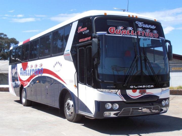 Hino AK Carroceria Olimpica Modelo Cruzero VIP
Coop Gualleturo
Imagen Tomada de Facebook Trans Gualleturo
Palabras clave: Hino AK Carroceria Olimpica Modelo Cruzero VIP