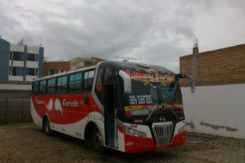 Hino Fg Carroceria Olimpica
En el anuncio de venta dice Carroceria Olimpica de Cuenca.
Imagen tomada de www.mercadolibre.com.ec
Palabras clave: Hino Fg Carroceria Olimpica