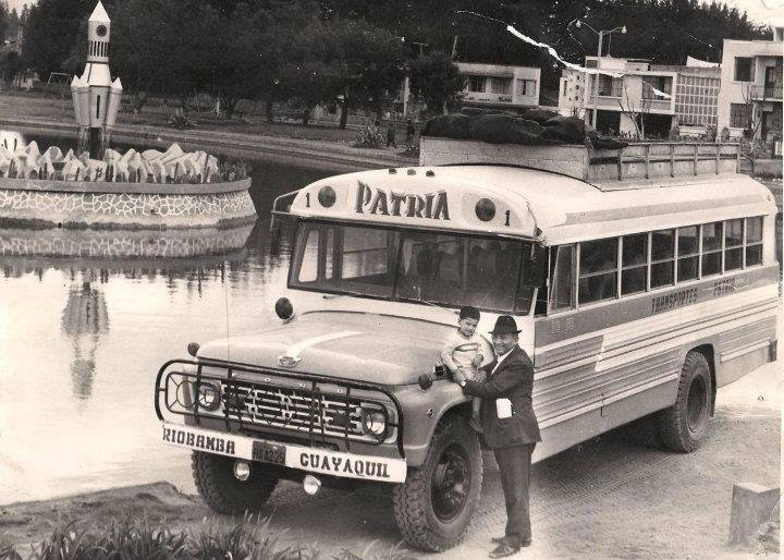 Ford - Carroceria Superior (en Ecuador) - Patria
Buses del Recuerdo
Fotografia tomada de facebook Coop. Patria.
Palabras clave: Coop Patria