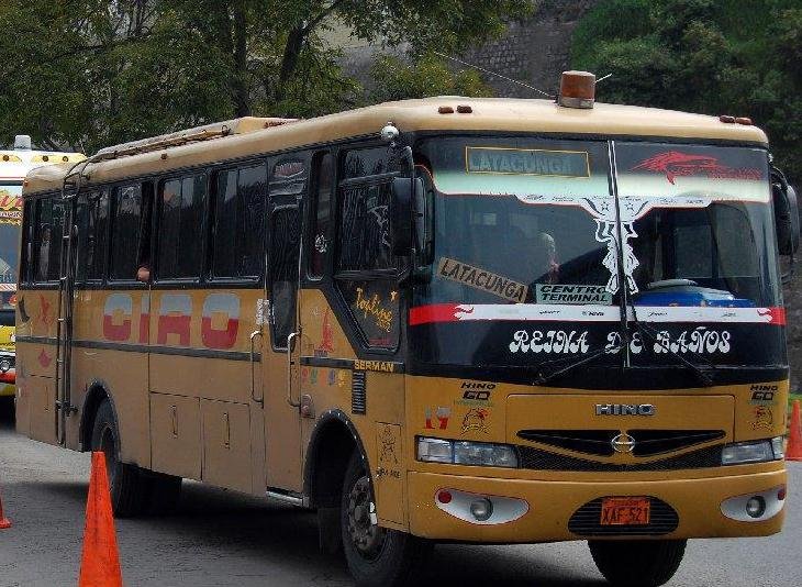 Hino GD Carroceria Serman
Coop CIRO
Movil 17
XAF-521
Palabras clave: Hino GD Carroceria Serman