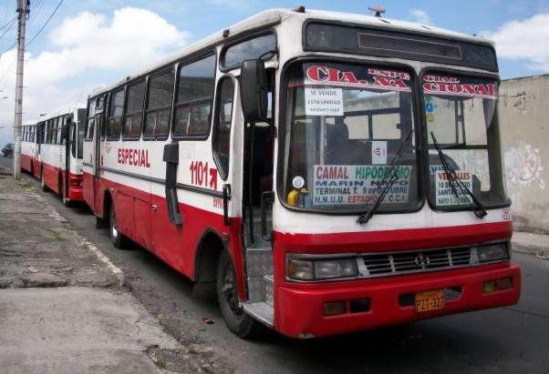 Super Hino FD Carroceria Llerena
Palabras clave: Super Hino FD Carroceria Llerena