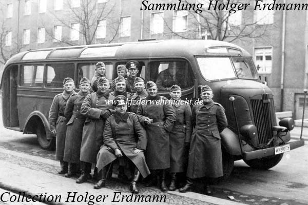 Incongruencia.
Fotografía: ¿?
Colección: Holder Hermann
Publicado en: www.kfzderwehrmacht.de
Omnibus del Ejercito Aleman de chassis americano y carrocería alemana .Extraido de Internet.
