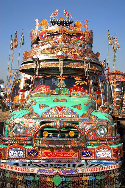 omnibus de pakistan
