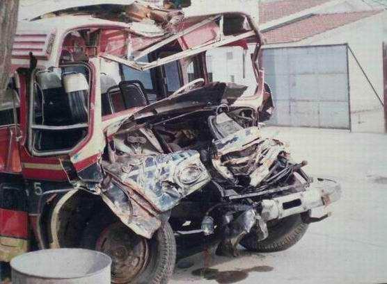 Mercedes-Benz LO 1114 - Costa Brava - La Independencia S.A.
B 1878593
Interno 5
Coche a reparar en Taller ROTARI

Foto: Taller ROTARI
Gestión: Alejandro Scartaccini - Carlos Sueiro
http://galeria.bus-america.com/displayimage.php?pos=-25792
Palabras clave: ///