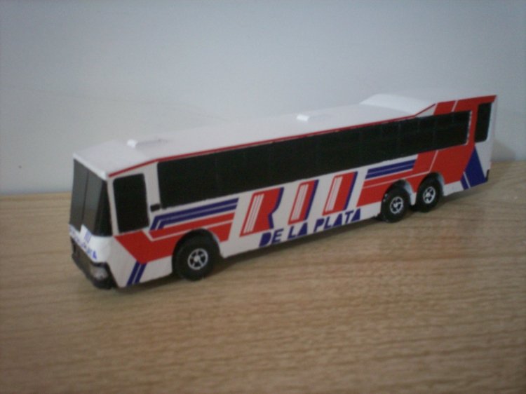 DIC-MAQUETA
maqueta en escala 1.50 carroceria DIC 1014 LD GL GIGANTE empresa RIO DE LA PLATA
Palabras clave: JUGUETE-MAQUETA (REPRODUCCION EN MINIATURA)