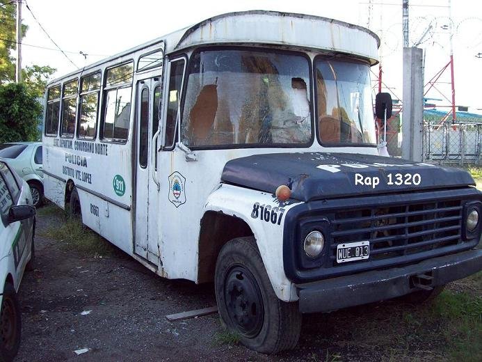 B.1866975 - WUE813
Palabras clave: Movil Policial