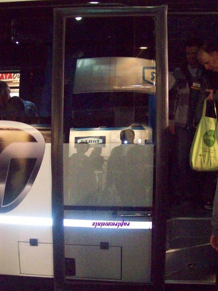 CARROCERIAS TECNOPORTE
Vista de la puerta totalmente vidriada
Palabras clave: EXPO