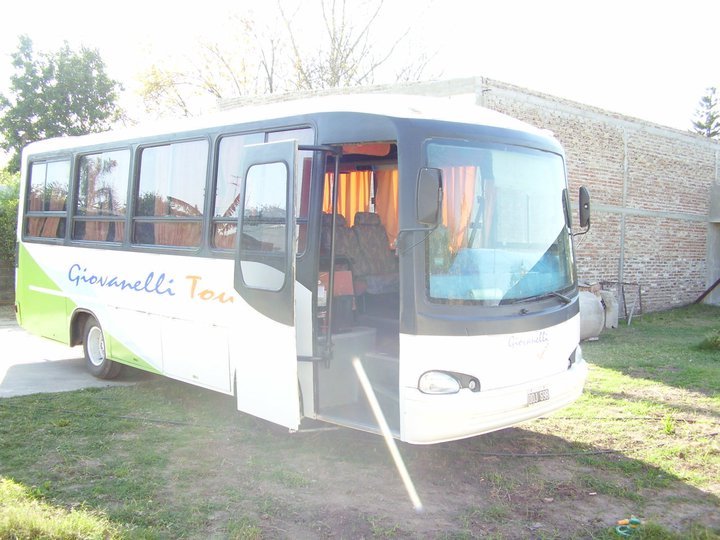 Saldivia - GIOVANELLI TOUR
DOJ 698
Créditos a quién corresponda

http://galeria.bus-america.com/displayimage.php?pos=-23388
http://galeria.bus-america.com/displayimage.php?pos=-23389
http://galeria.bus-america.com/displayimage.php?pos=-23390
http://galeria.bus-america.com/displayimage.php?pos=-23391
Palabras clave: Minibus