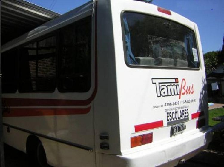 MINIBUS GARUFA
¿B.2338055 - WFJ787?
http://galeria.bus-america.com/displayimage.php?pos=-17683
http://galeria.bus-america.com/displayimage.php?pos=-17687
http://galeria.bus-america.com/displayimage.php?pos=-17689

Imagen obtenida de Autofoco.com.ar
Palabras clave: Minibus