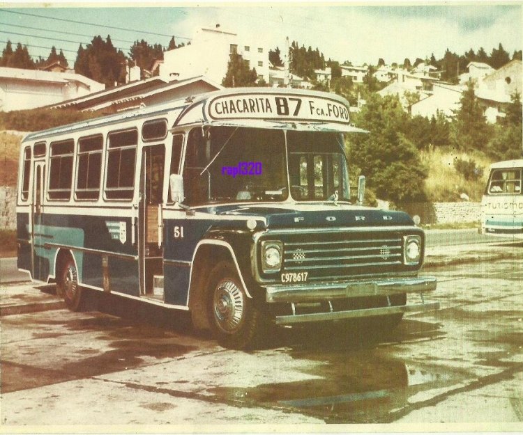 CIA DE TRANSPORTES LA ARGENTINA S.A. 51
Viaje de ablande . Imagen cedida por Carlos hijo de 
Miguel componente de esta unidad
Palabras clave: FORD