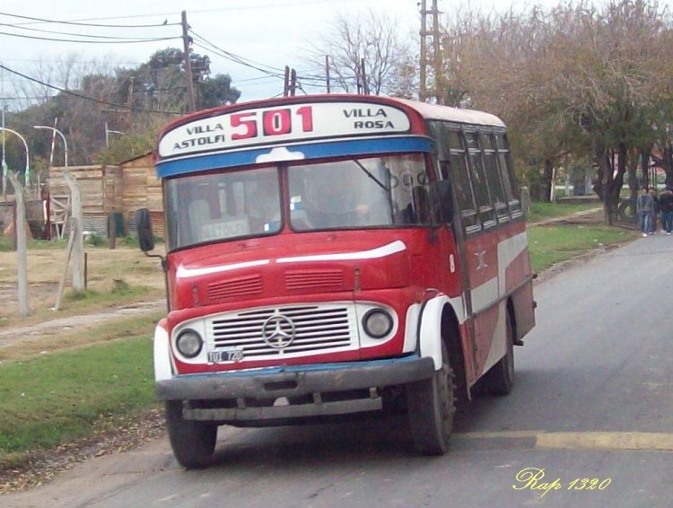 Mercedes-Benz LO 1114 - Pontevedra - Tratado Del Pilar
Y 040413 - TUI 720
Línea 501 - Interno 8
http://galeria.bus-america.com/displayimage.php?pos=-23428
http://galeria.bus-america.com/displayimage.php?pos=-25986
Palabras clave: URBANO