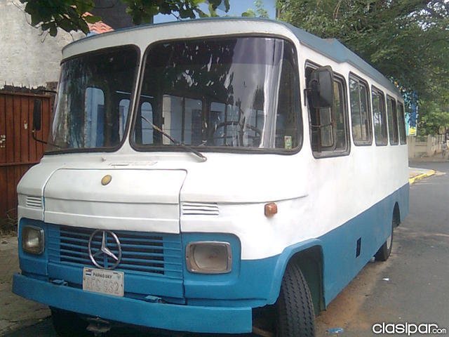 Marcedes-Benz 608 D - Particular
AFC932
Fotografia extraida de Clasipar
Palabras clave: MB