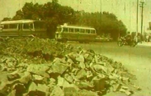 Buses antiguos de Asuncion 1960
Fotografia encontrada por Pablo Colman (Xavi)

Palabras clave: ..