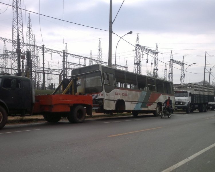 Marcopolo Torino GV (en Paraguay) - Linea 24 , San Jose S.R.L.
Palabras clave: MB