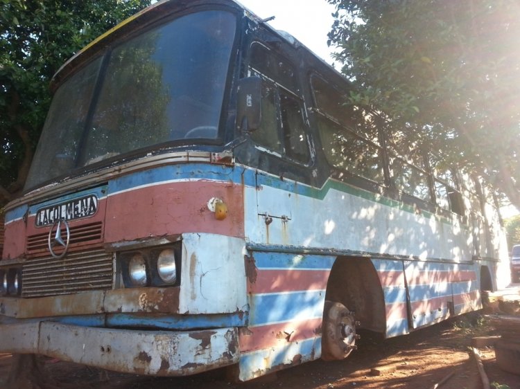 Mercedes-Benz LO 1114 Frontalizado - Unicar (en Paraguay) - Salto Cristal
http://galeria.bus-america.com/displayimage.php?pos=-27095
http://galeria.bus-america.com/displayimage.php?pos=-27096
Fotografia: Denis Arevalos
Palabras clave: MB