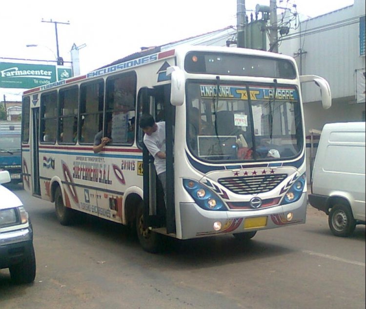 Hino 913 - El Bus (replica de G7) - 3 de Febrero S.R.L. , Interno 201015
Segunda unidad con este modelo
Fotografia: Dear
Palabras clave: Hino