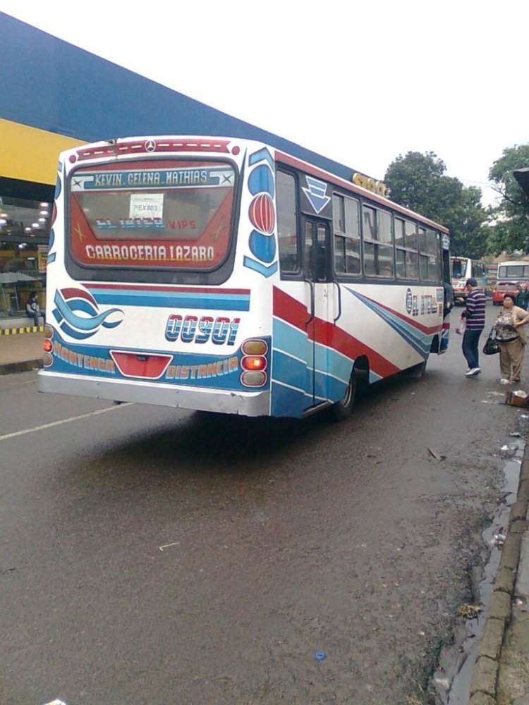 Caio-Lazaro (en Paraguay)
Es es otro CAIO Gabriela reformado por esta carrocera montado sobre chasis JAC
Fotografía : dear
Palabras clave: JAC