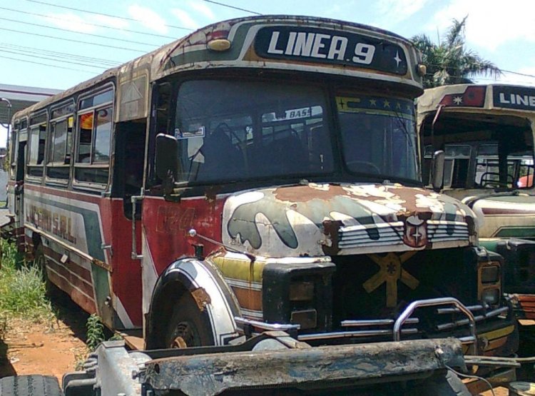 Mercedes-Benz LO 1114 - El Diseño (en Paraguay) - Lucero
Este no se exactamente cual va a ser su destino, pero esta en un taller.
Palabras clave: MB
