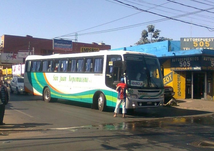 Mercedes-Benz OF 1721 - Busscar El Buss 320 (en Paraguay) - Empresa San Juan Nepomuceno S.R.L.
Fotografia: Dear
Palabras clave: MB