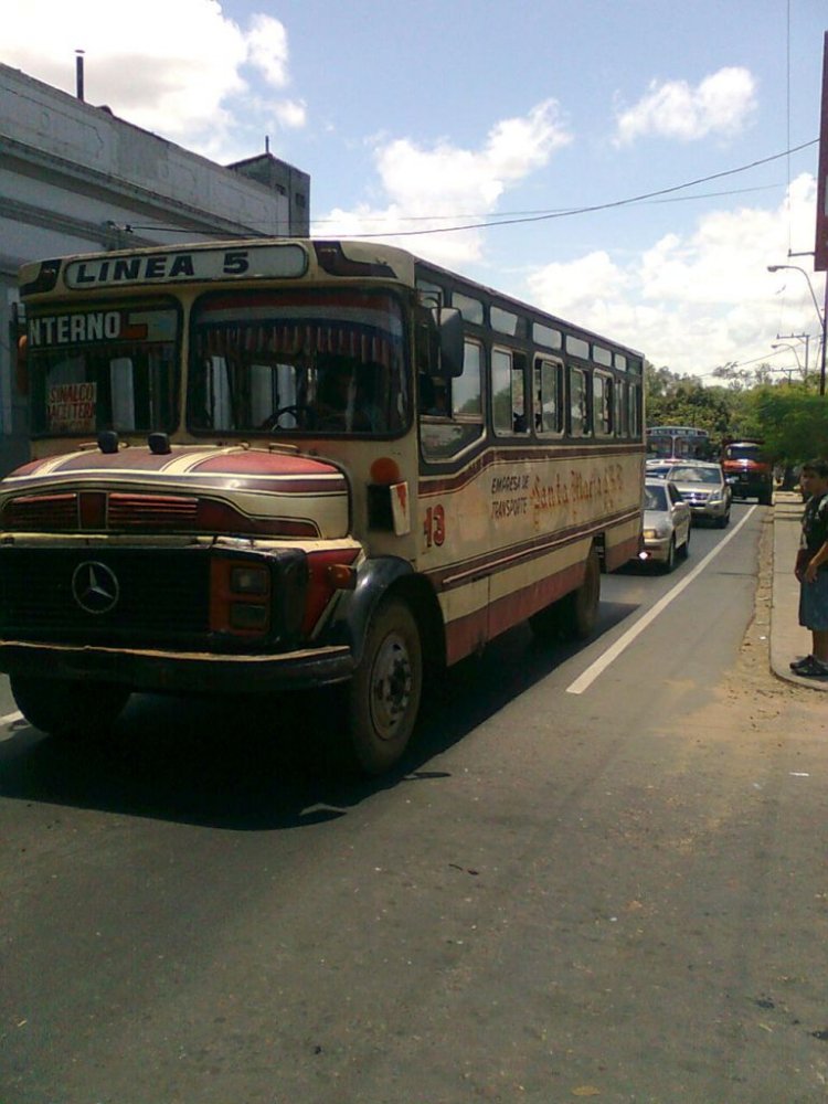 Mercedes-Benz L 1113 - Santa Maria S.R.L. , Linea 5
Municipal de San Lorenzo

ex linea 18 coche 03
Palabras clave: MB