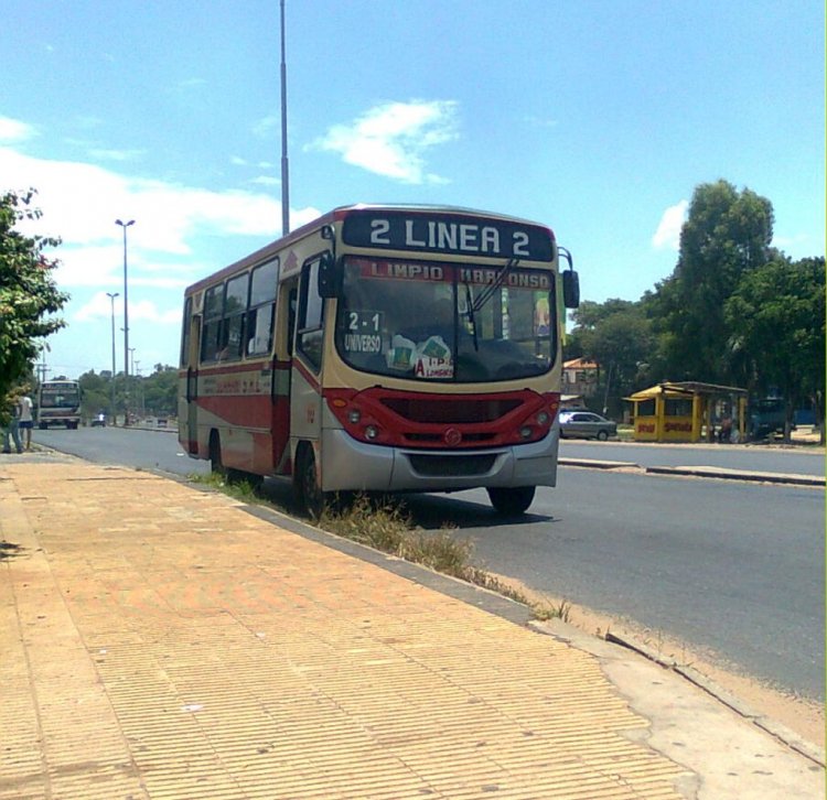 Mercedes-Benz LO 915 - El 14 (replica de G7) - Guarani , Linea 2
Fotografia: Dear
Palabras clave: MB