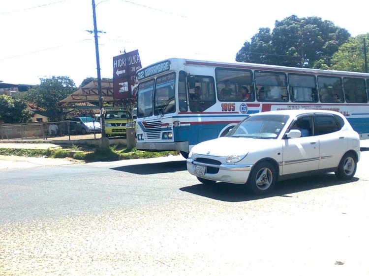 Mercedes-Benz OF 1318 - Metalpar (en Paraguay)
Palabras clave: MB