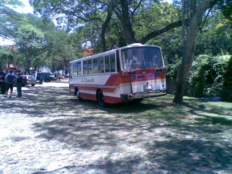 Mitsubishi Fuso (en Paraguay) - Turismo
http://galeria.bus-america.com/displayimage.php?pos=-16478
Palabras clave: Mitsubishi