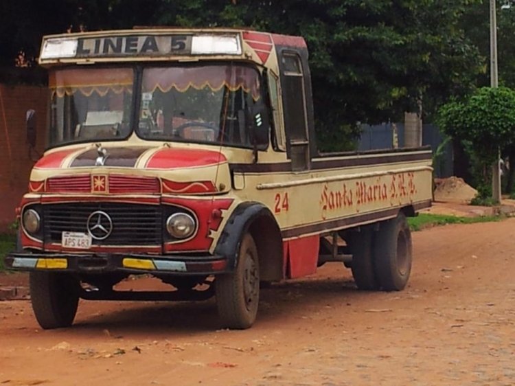 Mercedes-Benz LO 1114 - Suyai (en Paraguay) - Ex linea 5 Santa Maria
Fotografia: Denis Arevalos
Palabras clave: MB