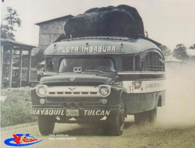 Carroceria de madera - Flota Imbabura
Fotos del Archivo Familiar de Juan Carlos Enriquez Gualoto
