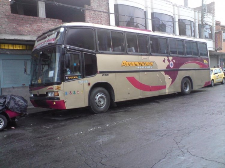 Marcopolo Paradiso GV 1150 ( en Ecuador ) - Panamericana
