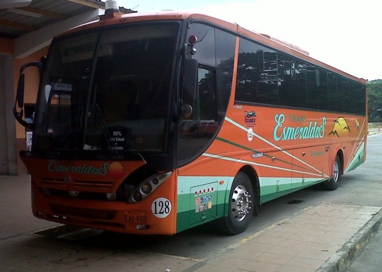 Volkswagen OD - CAIO Giro (en Ecuador) - Esmeraldas
FOTO JUANCA DURAN
