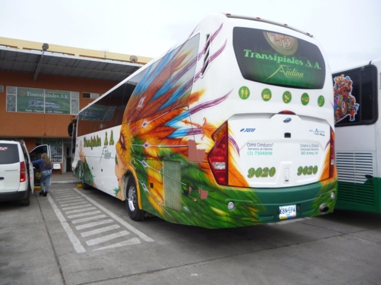 Scania K380 - JGB Atlantis - Trans Ipiales
SBN-594
http://galeria.bus-america.com/displayimage.php?pos=-23791

(Colombia)
Palabras clave: JGB Scania