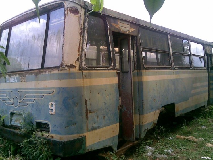 Mercedes-Benz L 1113 - Caio Gabriela (reformado en Paraguay) - Vanguardia
http://galeria.bus-america.com/displayimage.php?pos=-17180
BECK77- L-1113
