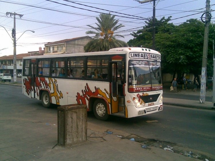 Mercedes-Benz - Ciferal Alvorada (reformado en Paraguay) - LINEA 37 B
¿AXP---?
http://galeria.bus-america.com/displayimage.php?pos=-17557
Fotografía: BECK
