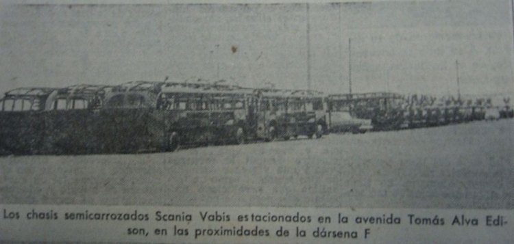 SCANIA VABIS IC 75 EN EL PUERTO DE BUENOS AIRES
Foto diario de la llegada al puerto de Buenos Aires de los omnibus Scania Vabis IC 75 .
Palabras clave: SCANIA VABIS