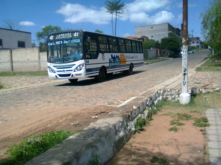 Mercedes-Benz  OF 1417 - Caio Vitoria (en Paraguay) - 1º de Diciembre - Linea 41
Palabras clave: MB