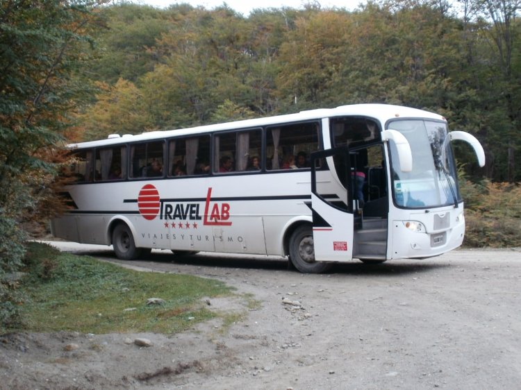 OMNIBUS DE USHUAIA
AHI VA UN PALANQUERO FRONTAL
Palabras clave: SUDAMERICANAS F50 VOLKSWAGEN 17.210 OD TRAVEL LAB
