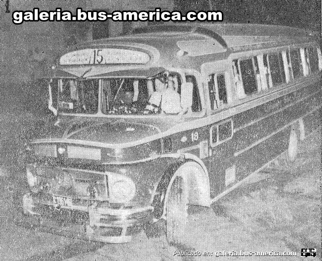 Mercedes-Benz LO 1114 - Vaccaro - Sur-Nor 
¿C.135146?
Línea 15 - Interno 18

http://galeria.bus-america.com/displayimage.php?pid=33967

