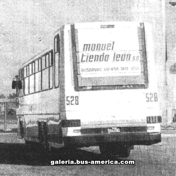 Mercedes-Benz (motor delantero) - D.I.C. LD 1014
¿B.2042502?
Foto: revista El Auto Colectivo
