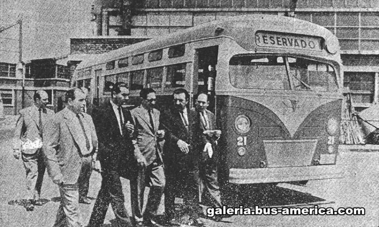 ACLO - Mack C 41 (reformada en Argentina) - T.A.N.S.A.
Línea 124 - Interno 21
