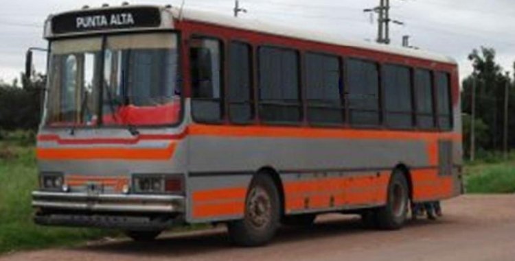 Zanello/ W 9.60  - Supercar - Particular - Año 
Foto: Juan Oro,
propietario

Palabras clave: facu Zanello Supercar