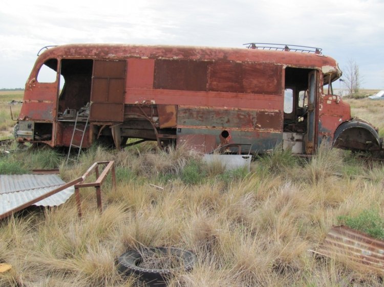 Mercedes-Benz LO 911
http://galeria.bus-america.com/displayimage.php?pos=-17405
http://galeria.bus-america.com/displayimage.php?pos=-17410
Palabras clave: facu particular