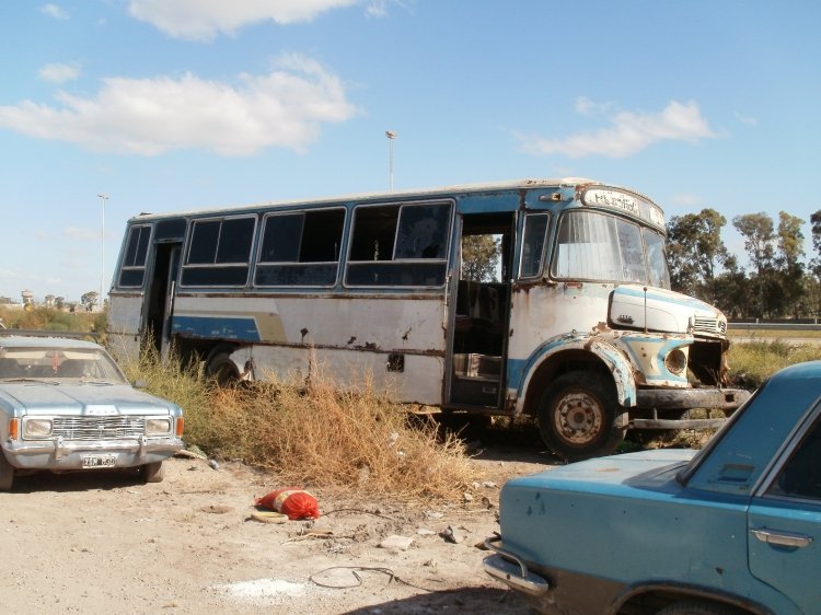 Mercedes-Benz LO 1114  - El Detalle-San Miguel - Cia. Rivadavia
Palabras clave: facu Rivadavia
