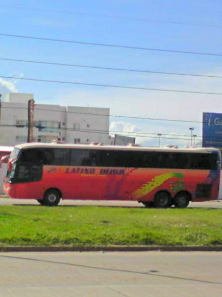 Marcopolo Paradisso G6 (en Bolivia) - Latino
Palabras clave: jose luis